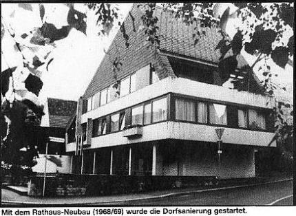 Zeitungsfoto: Rathaus